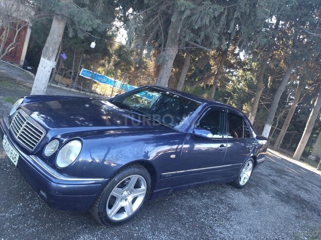 Mercedes E 230 1995, 385,000 km - 2.3 l - Bakı
