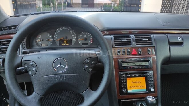 Mercedes E 320 2000, 365,000 km - 3.2 l - Balakən