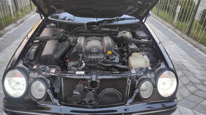 Mercedes E 320 2000, 365,000 km - 3.2 l - Balakən