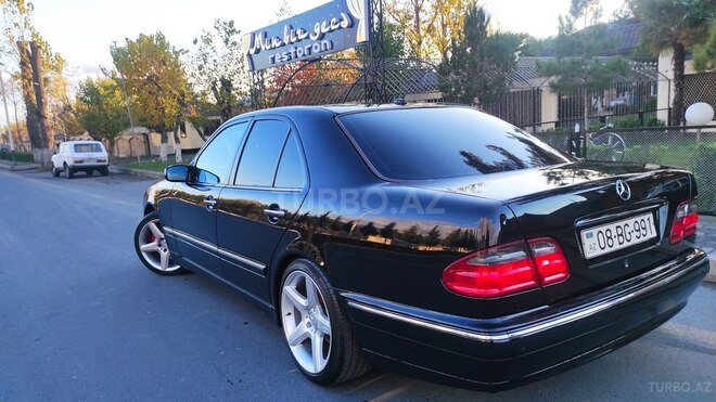 Mercedes E 320 2000, 365,000 km - 3.2 l - Balakən