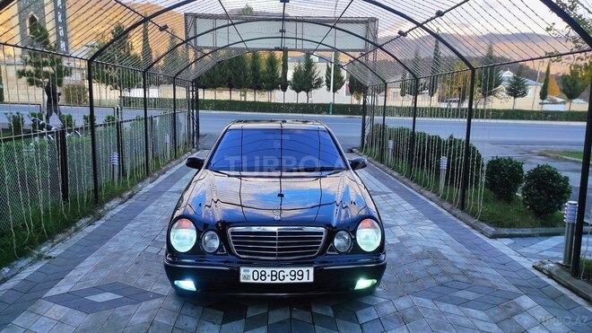 Mercedes E 320 2000, 365,000 km - 3.2 l - Balakən