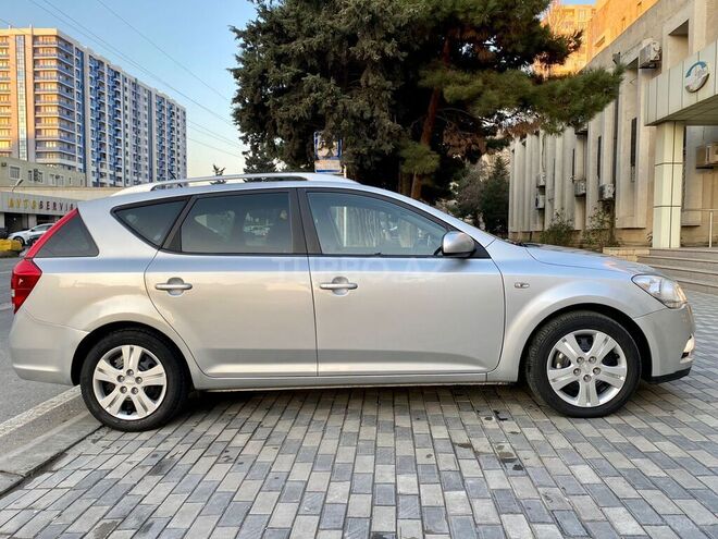 Kia Ceed 2010, 212,500 km - 1.6 l - Bakı
