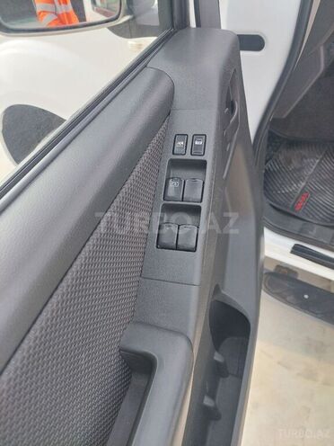 Nissan Navara 2012, 355,000 km - 2.5 l - Bakı