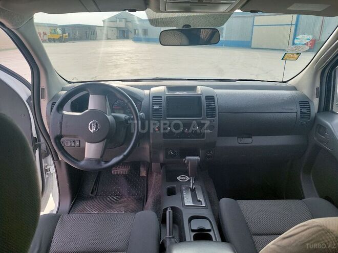 Nissan Navara 2012, 355,000 km - 2.5 l - Bakı