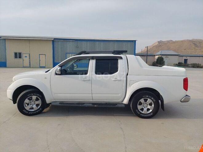 Nissan Navara 2012, 355,000 km - 2.5 l - Bakı