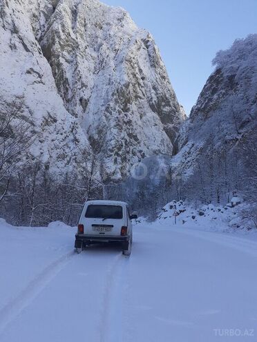 LADA (VAZ) Niva 2012, 130,000 km - 1.7 l - Quba