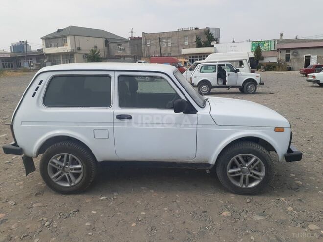 LADA (VAZ) Niva 2012, 130,000 km - 1.7 l - Quba