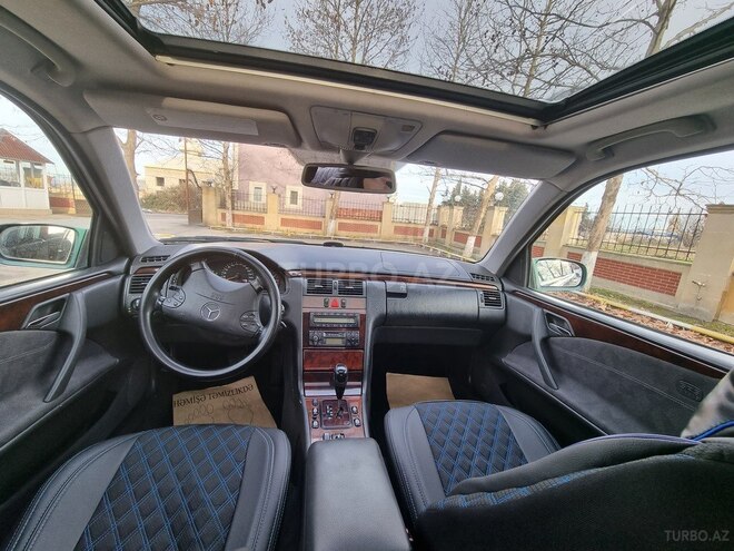 Mercedes E 240 2001, 250,000 km - 2.4 l - Xaçmaz