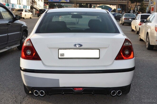 Ford Mondeo 2004, 118,000 km - 1.8 l - Bakı