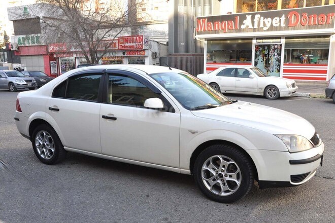 Ford Mondeo 2004, 118,000 km - 1.8 l - Bakı
