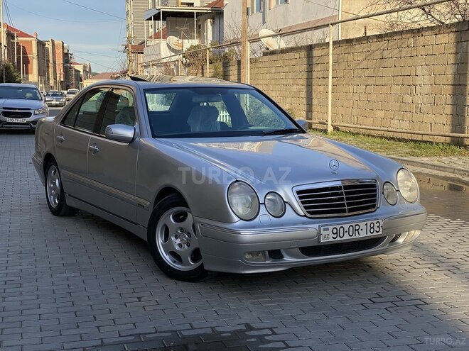 Mercedes E 220 2000, 357,000 km - 2.2 l - Bakı