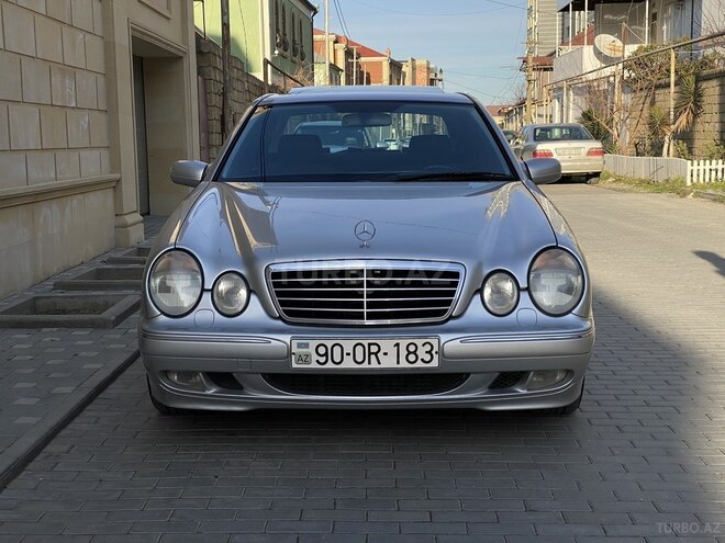 Mercedes E 220 2000, 357,000 km - 2.2 l - Bakı