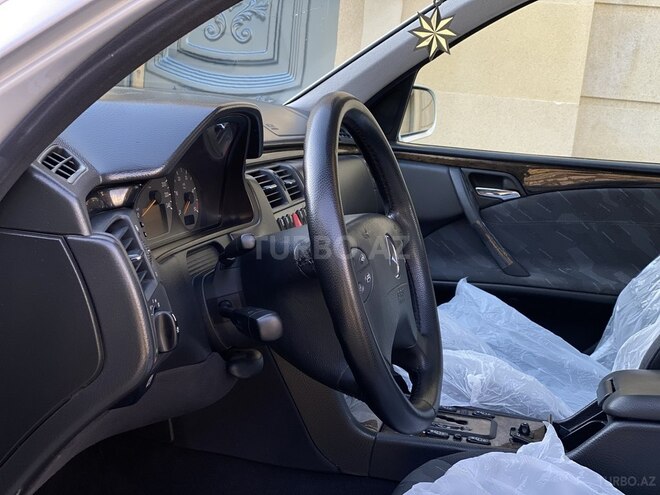 Mercedes E 220 2000, 357,000 km - 2.2 l - Bakı