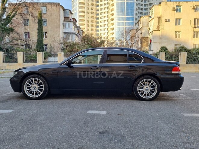 BMW 745 2002, 260,000 km - 4.4 л - Bakı