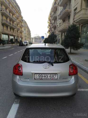 Toyota Auris 2009, 274,000 km - 1.4 l - Bakı