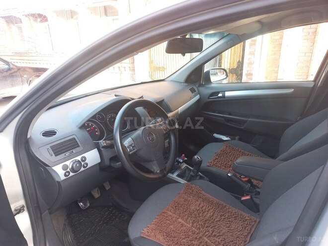 Opel Astra 2006, 210,810 km - 1.4 л - Gəncə