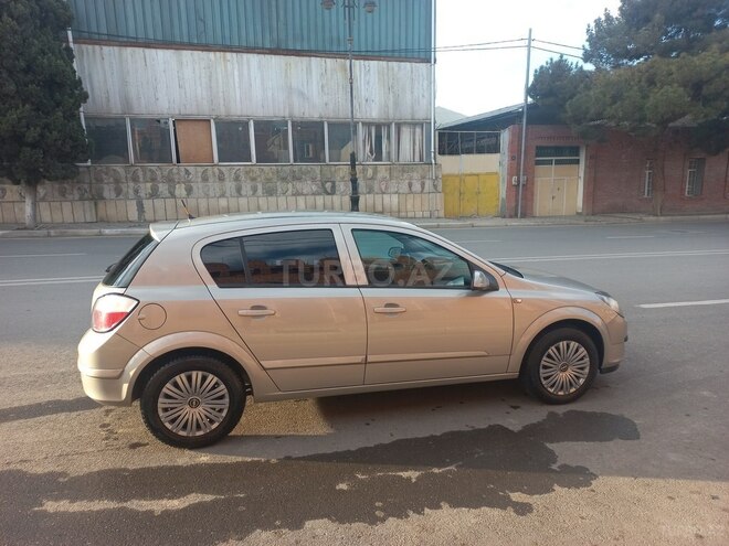 Opel Astra 2006, 210,810 km - 1.4 л - Gəncə