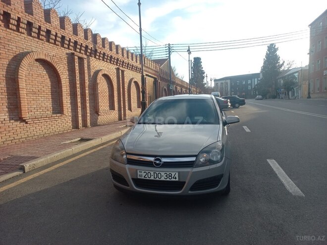 Opel Astra 2006, 210,810 km - 1.4 л - Gəncə