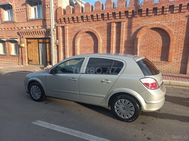 Opel Astra 2006, 210,810 km - 1.4 л - Gəncə