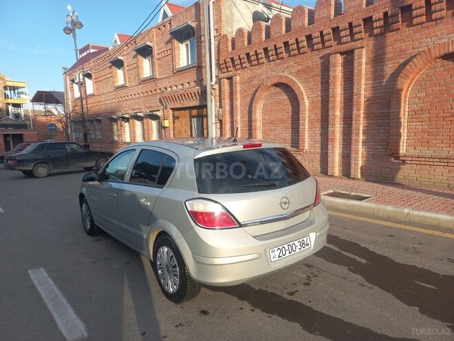 Opel Astra 2006, 210,810 km - 1.4 л - Gəncə