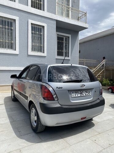 Kia Rio 2006, 130,000 km - 1.4 l - Bakı