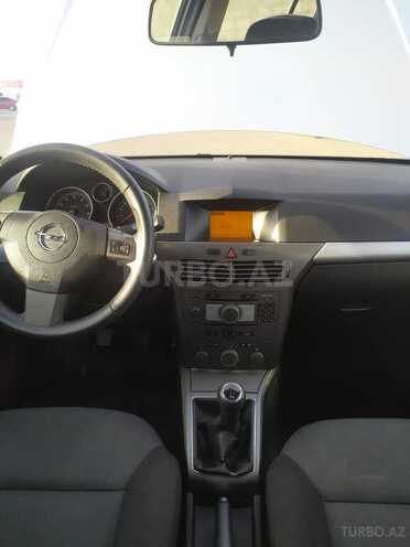 Opel Astra 2005, 172,000 km - 1.4 l - Bakı