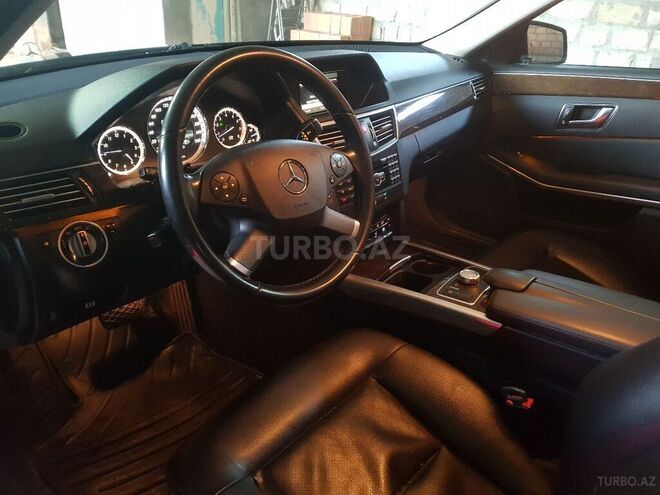 Mercedes E 200 2012, 156,000 km - 1.8 l - Zərdab