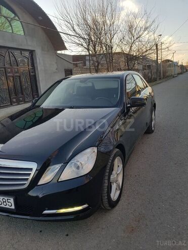 Mercedes E 200 2012, 156,000 km - 1.8 l - Zərdab