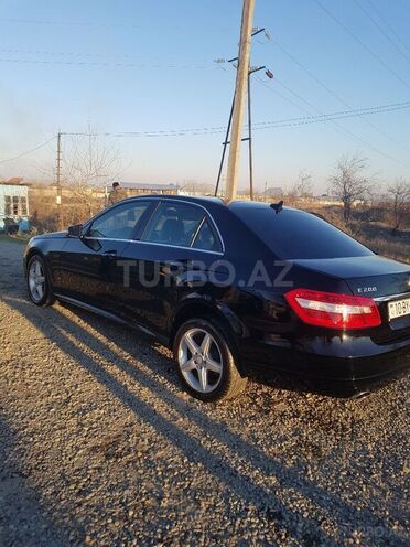 Mercedes E 200 2012, 156,000 km - 1.8 l - Zərdab