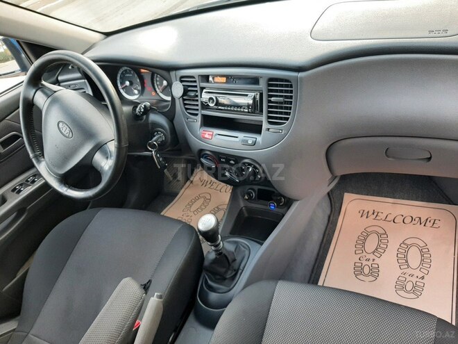 Kia Rio 2005, 179,000 km - 1.4 l - Gəncə