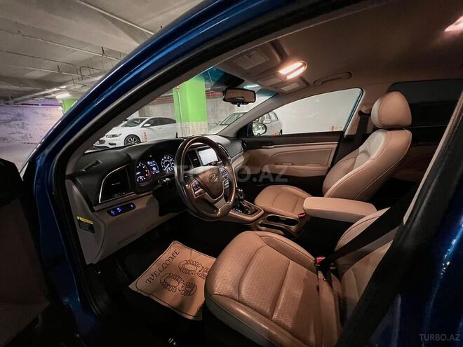 Hyundai Elantra 2016, 37,512 km - 2.0 l - Bakı