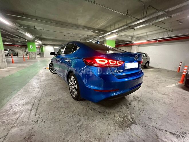 Hyundai Elantra 2016, 37,512 km - 2.0 l - Bakı