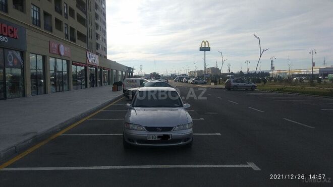 Opel Vectra 2000, 385,000 km - 1.8 l - Sumqayıt