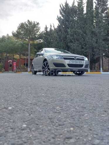 Opel Astra 2006, 180,000 km - 1.4 l - Bakı