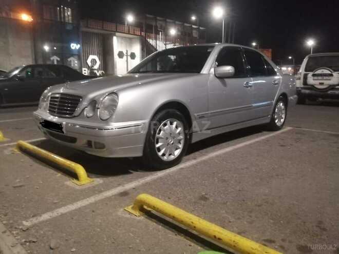 Mercedes E 220 2000, 278,500 km - 2.2 l - Bakı