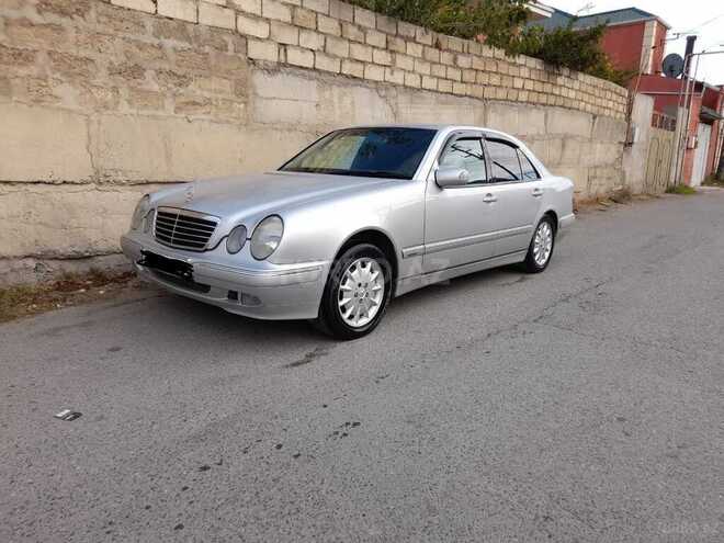 Mercedes E 220 2000, 278,500 km - 2.2 l - Bakı