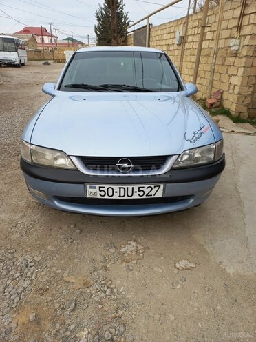 Opel Vectra 1996, 200,000 km - 2.0 l - Sumqayıt