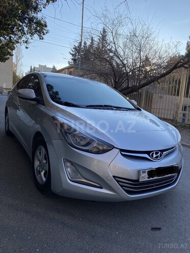 Hyundai Elantra 2015, 80,000 km - 1.8 л - Bakı