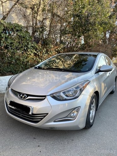 Hyundai Elantra 2015, 80,000 km - 1.8 л - Bakı