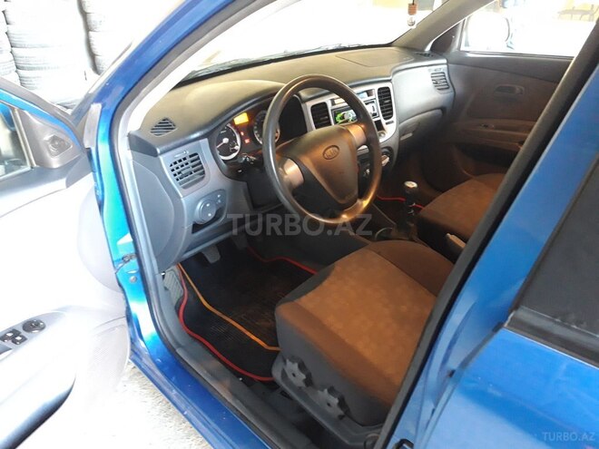 Kia Rio 2005, 180,000 km - 1.4 l - Gəncə