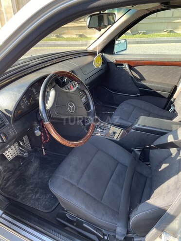 Mercedes C 200 1995, 366,000 km - 2.0 l - Bakı