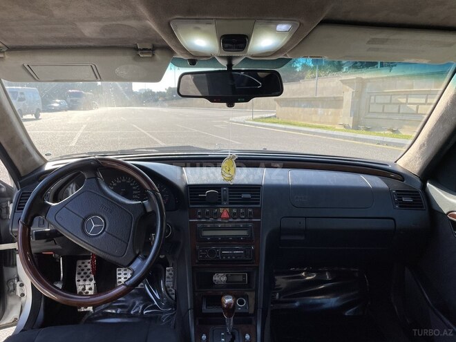 Mercedes C 200 1995, 366,000 km - 2.0 l - Bakı
