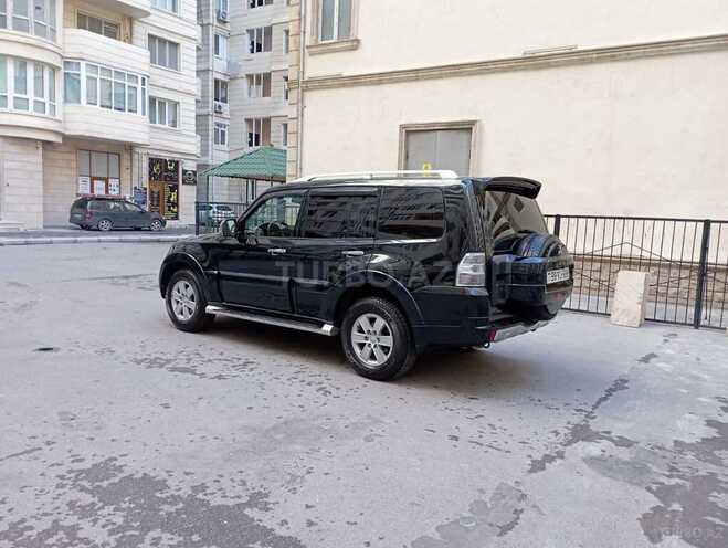 Mitsubishi Pajero 2007, 186,000 km - 3.0 l - Bakı