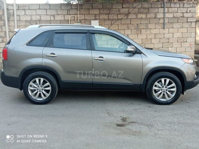 Kia Sorento 2010, 176,582 km - 2.0 l - Bakı