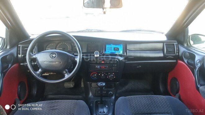 Opel Vectra 1996, 156,000 km - 1.8 l - Bakı