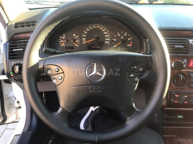Mercedes E 270 2001, 324,000 km - 2.7 l - İmişli