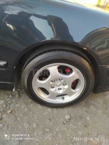 Mercedes E 240 2000, 349,000 km - 2.4 l - Qax