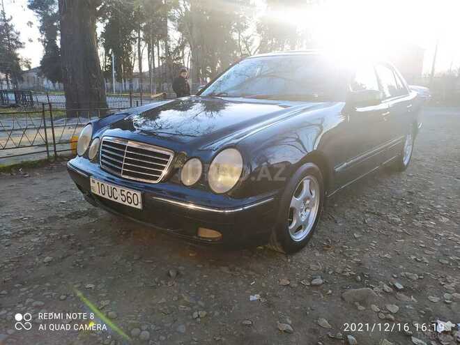 Mercedes E 240 2000, 349,000 km - 2.4 l - Qax
