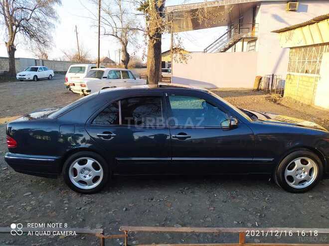 Mercedes E 240 2000, 349,000 km - 2.4 l - Qax