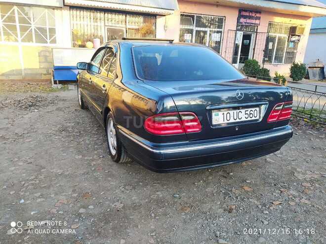 Mercedes E 240 2000, 349,000 km - 2.4 l - Qax